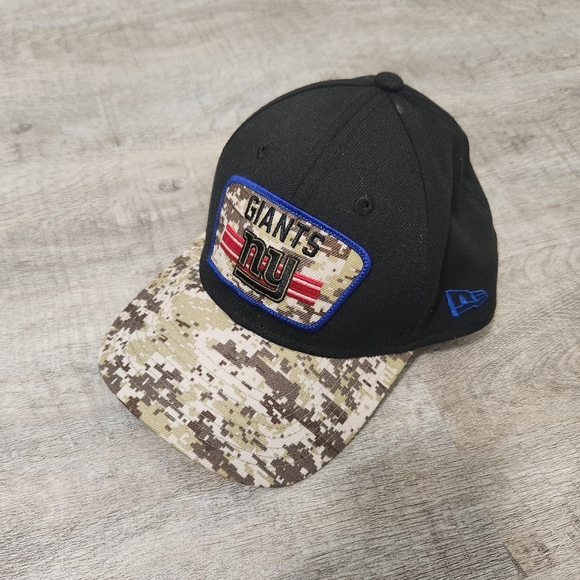 New Era Other - NFL New Era New York Giants Salute to Service Camo Print Cap S/M